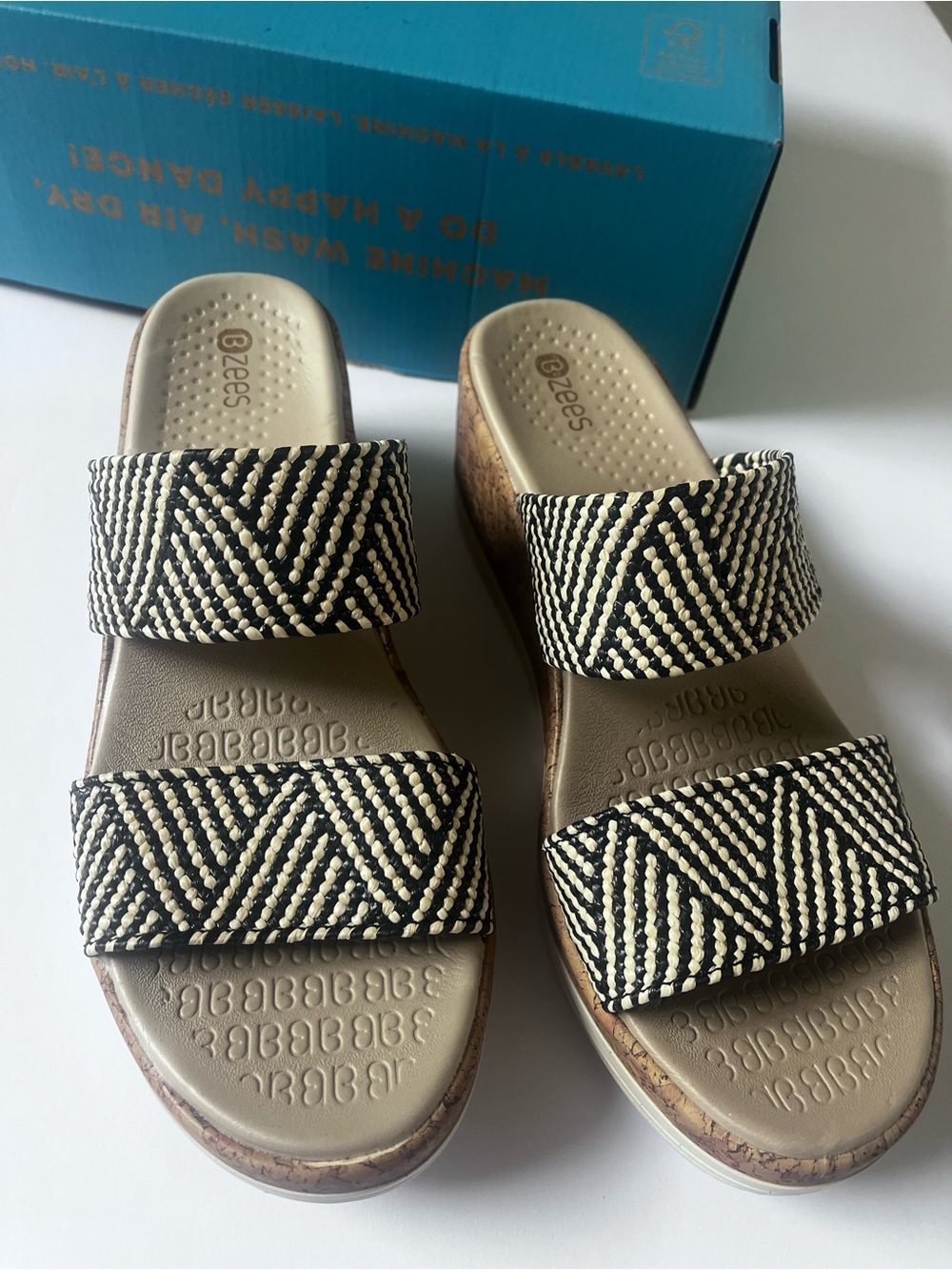 Bzees Black & black/cream Braided Slide Sandal Size 8 NWOT - Picture 9 of 10